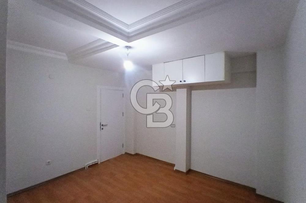 ACIBADEM METROBÜSE YAKIN 2+1 KİRALIK DAİRE