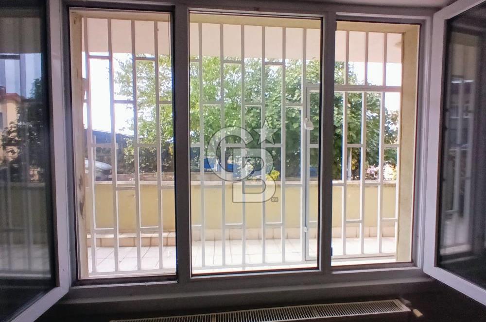 ACIBADEM METROBÜSE YAKIN 2+1 KİRALIK DAİRE