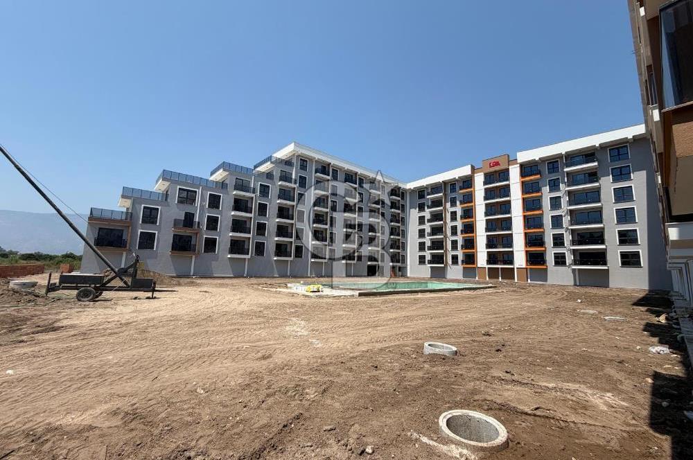 Antalya Finike'de Deniz & Havuz Manzaralı Satılık 2+1 Lüks Daire