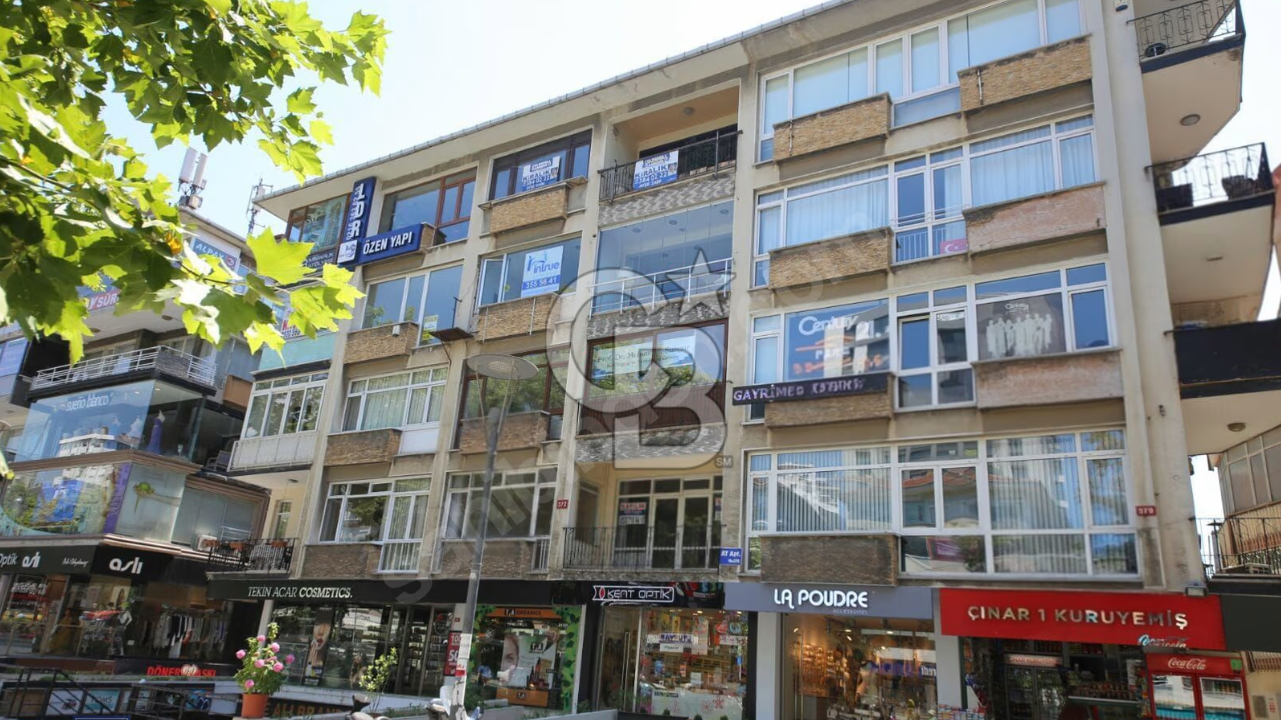 Bağdat Caddesi Şaşkınbakkal da Ofise Uygun Kiralık Daire