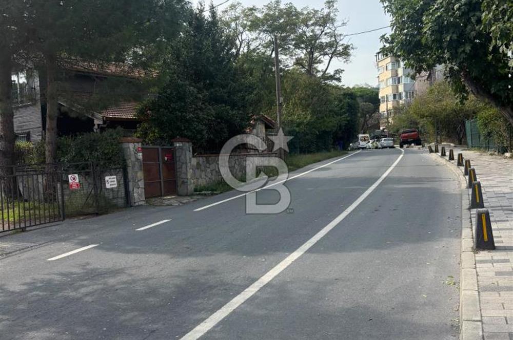 Sarıyer Maden'de Yatırımlık Merkezi Konumlu Tarla