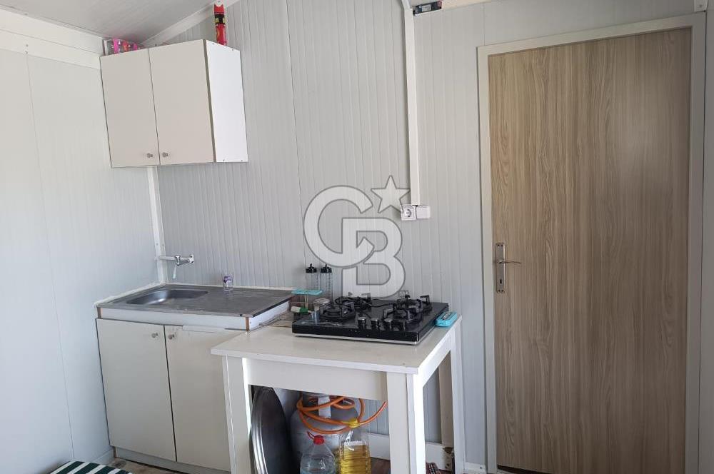 MENDERES DEREKÖYDE 397 m2 KONTEYNER EVLİ SATILIK TARLA HİSSESİ