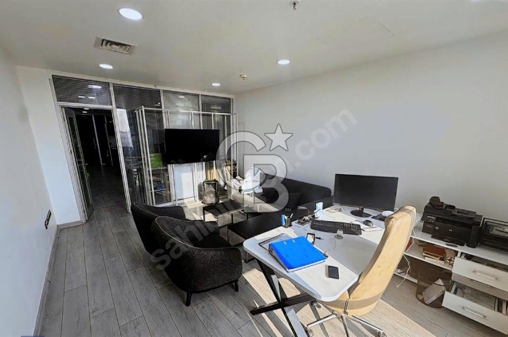 PENDİK E5 VARYAP PLAZA 1. KAT 86M2 KDV AVANTAJLI OFİS