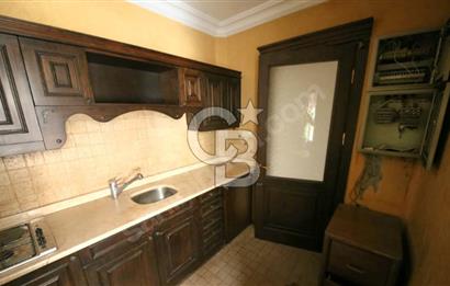 Bağdat Caddesi Şaşkınbakkal da Ofise Uygun Kiralık Daire