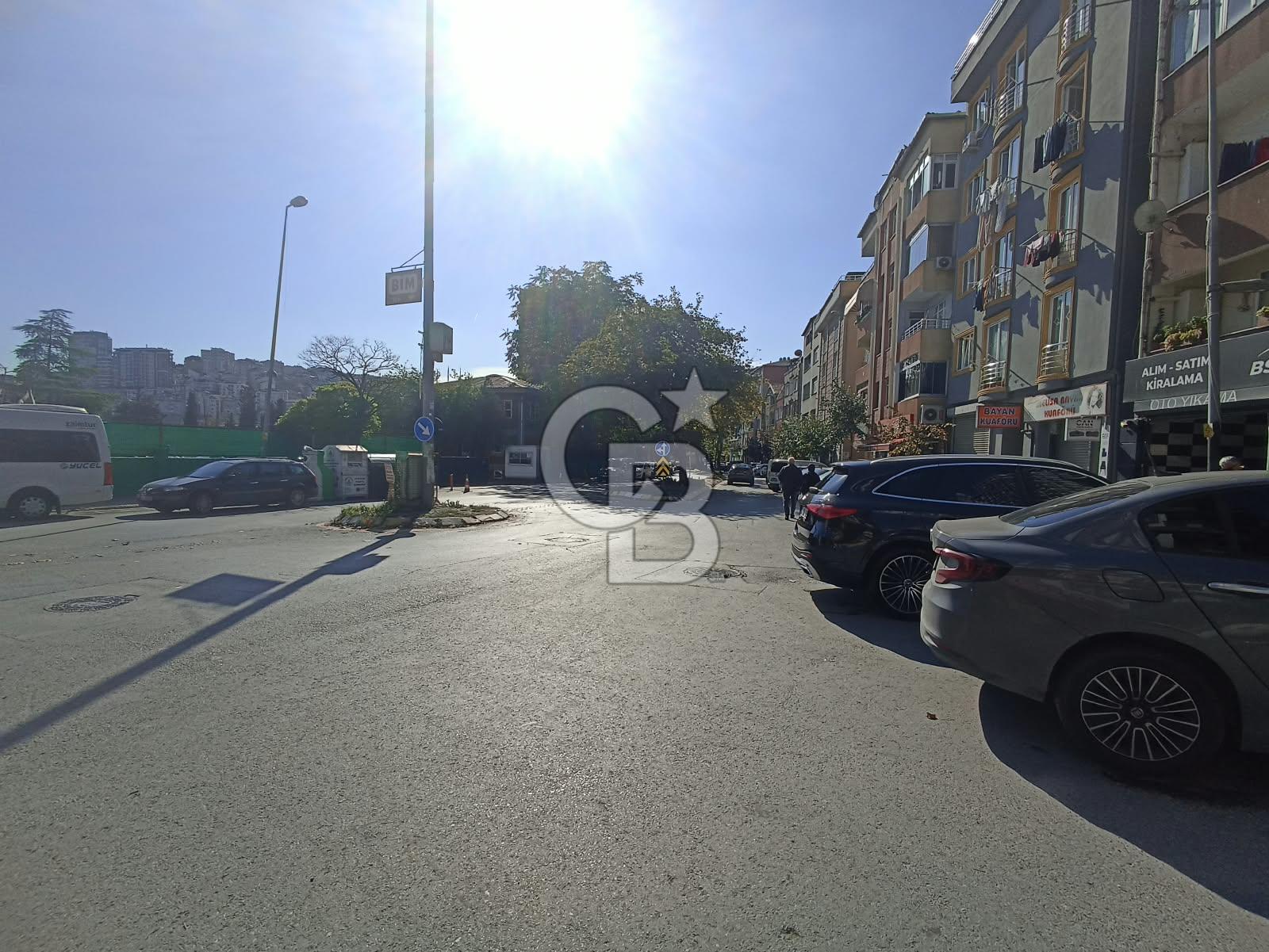Kağıthane Merkezde Kiralık Eşyalı 2+1 Daire