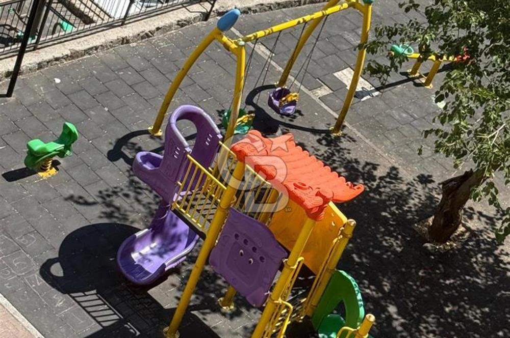 Karabağlar Yeşilyurt Mahallesi'nde Masrafsız Satılık 2+1 Daire