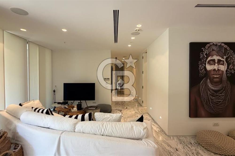 Çeşme Folkart Blu'da Denize Sıfır Bahçeli 3+1 Residence Daire