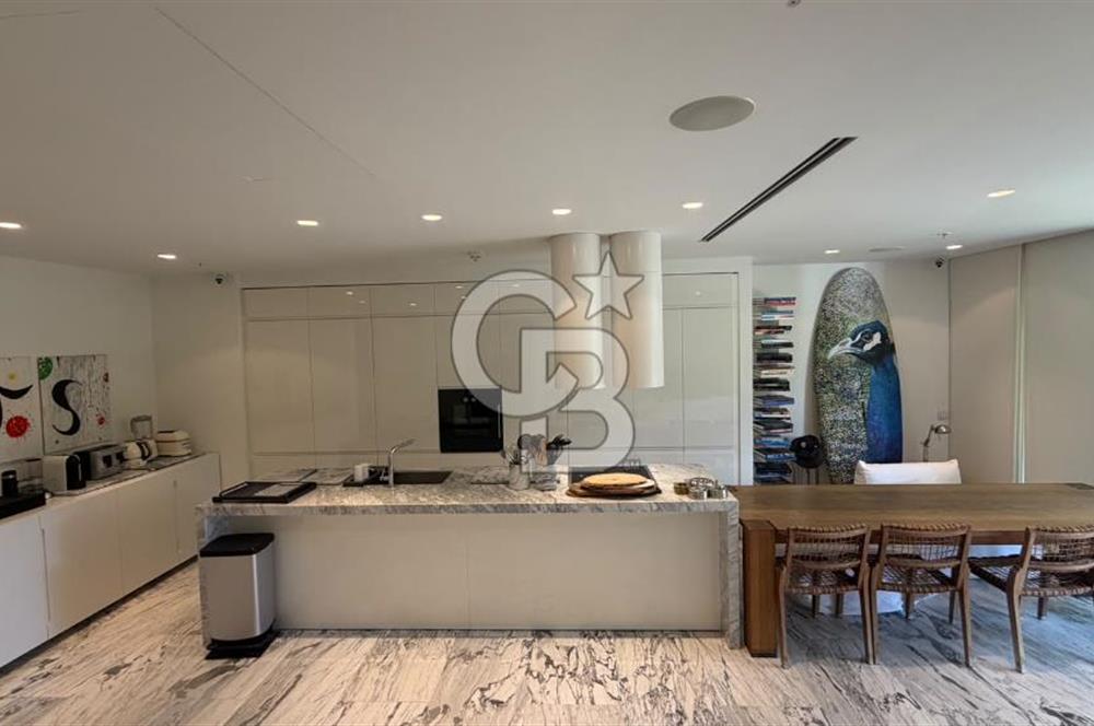 Çeşme Folkart Blu'da Denize Sıfır Bahçeli 3+1 Residence Daire