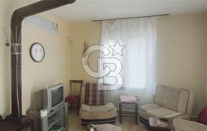 Pirireis Mah. 1030 m2 Arsa İçinde bulunan Müstakil Ev