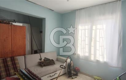 Pirireis Mah. 1030 m2 Arsa İçinde bulunan Müstakil Ev