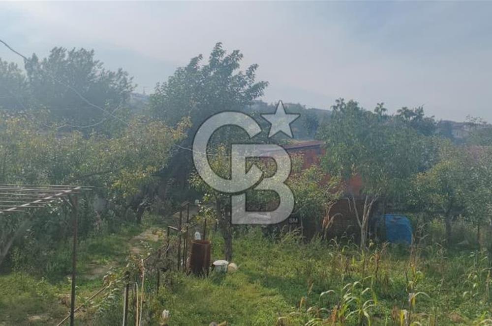 Pirireis Mah. 1030 m2 Arsa İçinde bulunan Müstakil Ev
