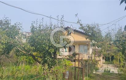 Pirireis Mah. 1030 m2 Arsa İçinde bulunan Müstakil Ev