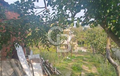 Pirireis Mah. 1030 m2 Arsa İçinde bulunan Müstakil Ev