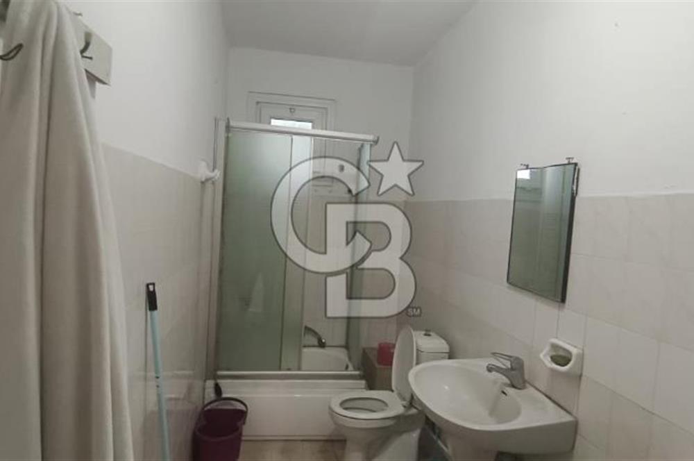 Pirireis Mah. 1030 m2 Arsa İçinde bulunan Müstakil Ev