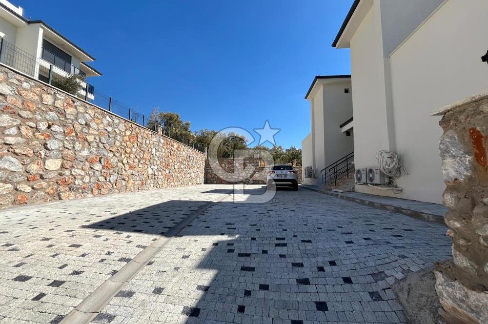 SİTE İÇİ SONSUZ DENİZ DOĞA MANZARALI SATILIK 1+1 DAİRE