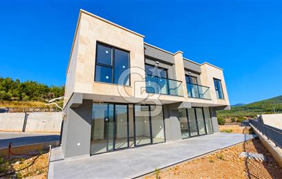 Muğla Milas Kazıklı Gürçamlar'da İris Aura Projesinde 3+1 İkiz Villalar