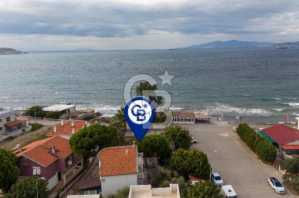 Foça Gencelli'de Satılık Denize Sıfır Müstakil Ev