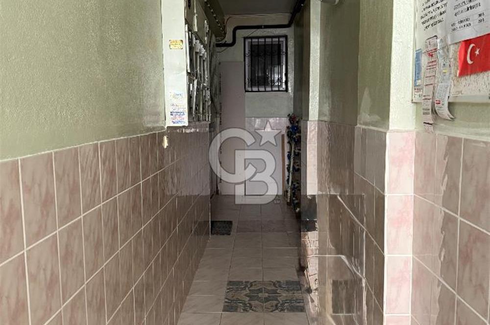 Bornova Ergene Mahallesinde Satılık Geniş 3+1 Daire