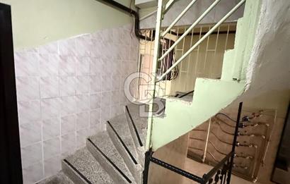 Bornova Ergene Mahallesinde Satılık Geniş 3+1 Daire