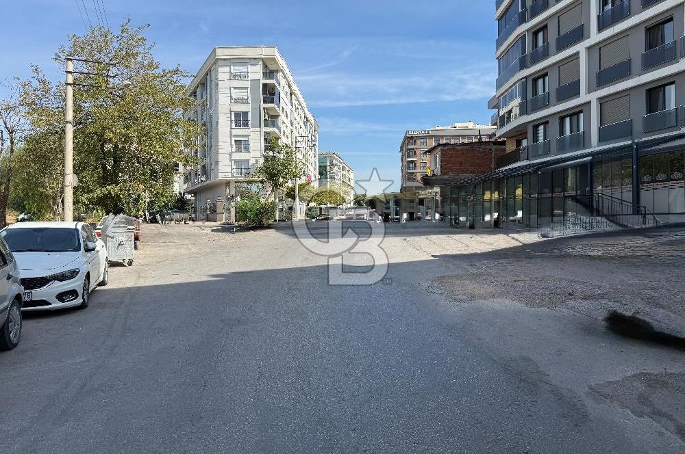 Bornova Ergene Mahallesinde Satılık Geniş 3+1 Daire