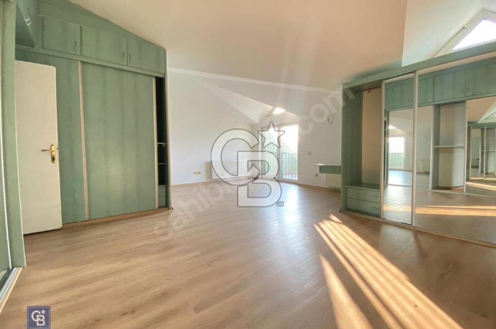 Sarıyer Boğaziçi Park Evlerinde Satılık 5+1 Çatı Dubleks