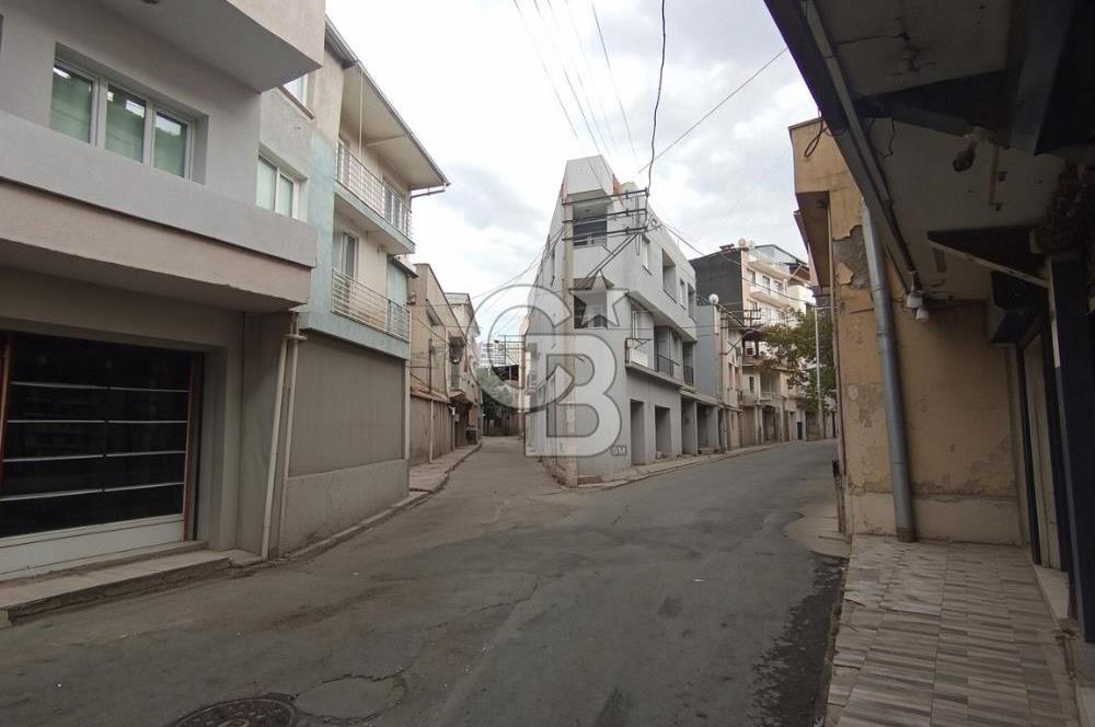 BORNOVA ALTINDAĞ CADDE ÜZERİ KÖŞE DÜKKAN