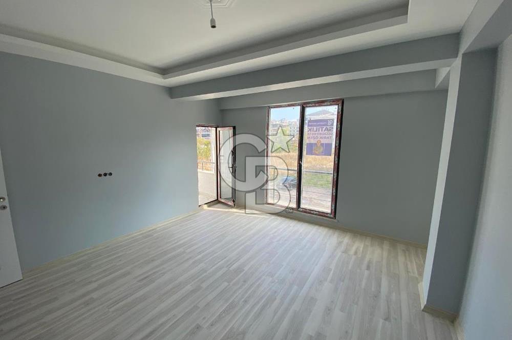 ÇİFTLİKKÖY MEHMET AKİF'DE 2+1 SATILIK ARAKAT DAİRE