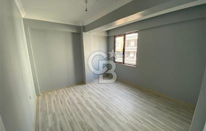 ÇİFTLİKKÖY MEHMET AKİF'DE 2+1 SATILIK ARAKAT DAİRE