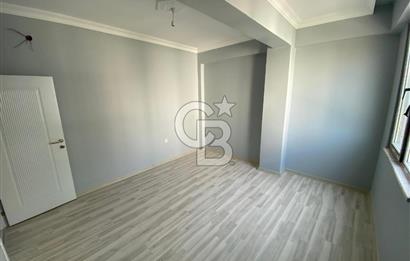 ÇİFTLİKKÖY MEHMET AKİF'DE 2+1 SATILIK ARAKAT DAİRE