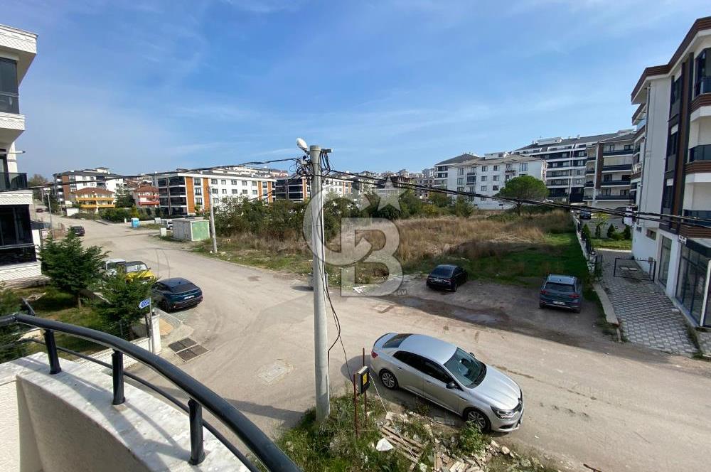 ÇİFTLİKKÖY MEHMET AKİF'DE 2+1 SATILIK ARAKAT DAİRE