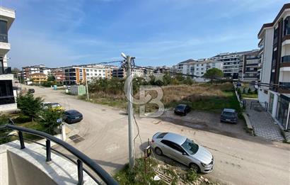 ÇİFTLİKKÖY MEHMET AKİF'DE 2+1 SATILIK ARAKAT DAİRE