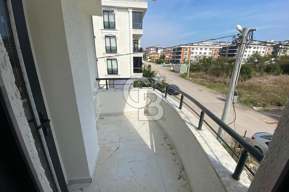 ÇİFTLİKKÖY MEHMET AKİF'DE 2+1 SATILIK ARAKAT DAİRE