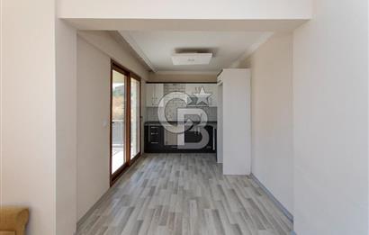 Foça Yenibağarası Mah. Satılık 1+1 Daire