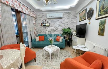 Karşıyaka Yalı Mahallesi'nde 1+1 Geniş Satılık Daire