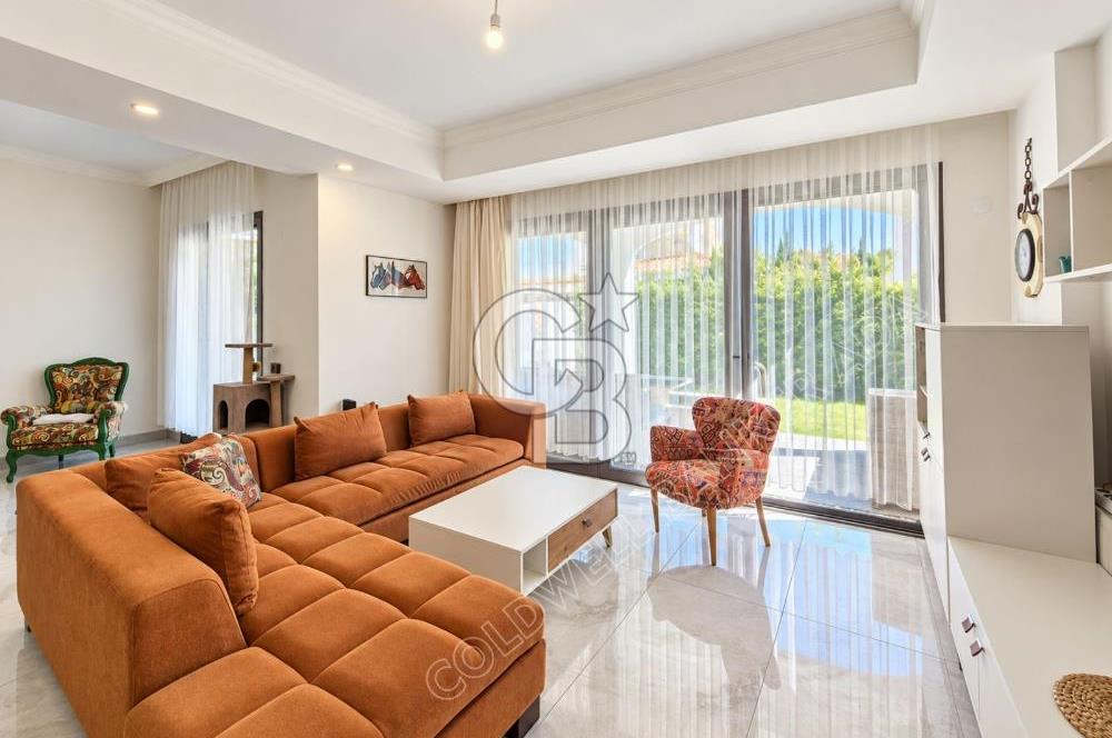 Storia Akdeniz Evleri Sitesinde Eşyalı 3+1 özel havuzlu villa
