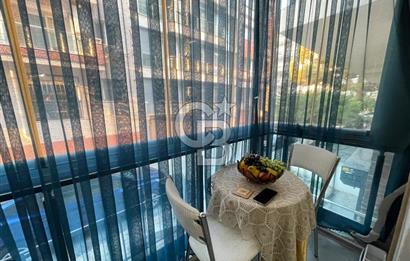 Karşıyaka Yalı Mahallesi'nde 1+1 Geniş Satılık Daire