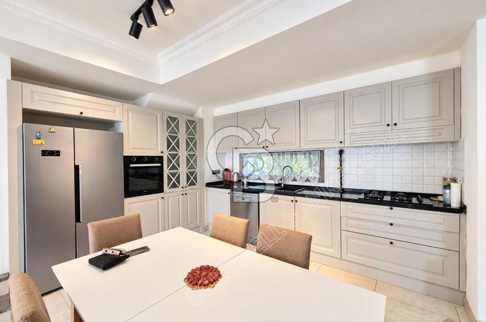 Storia Akdeniz Evleri Sitesinde Eşyalı 3+1 özel havuzlu villa
