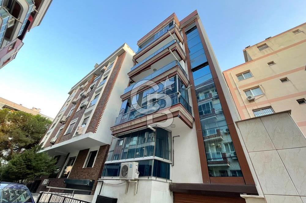Karşıyaka Yalı Mahallesi'nde 1+1 Geniş Satılık Daire