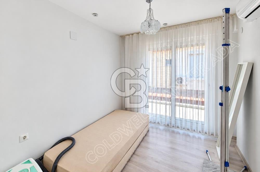 Kadıkalesi Deniz Tur Sitesi'nde Denize 50m, Yenilenmiş 2+1 Villa