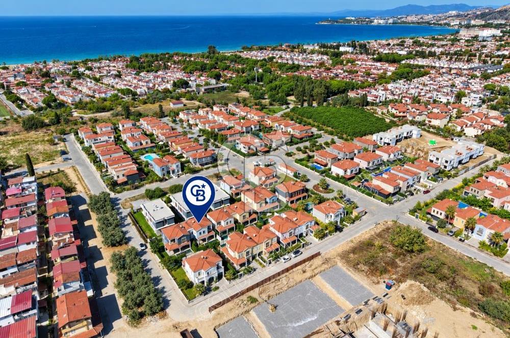 Storia Akdeniz Evleri Sitesinde Eşyalı 3+1 özel havuzlu villa