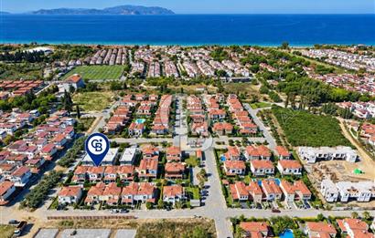 Storia Akdeniz Evleri Sitesinde Eşyalı 3+1 özel havuzlu villa