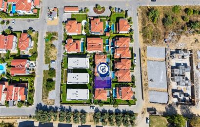 Storia Akdeniz Evleri Sitesinde Eşyalı 3+1 özel havuzlu villa