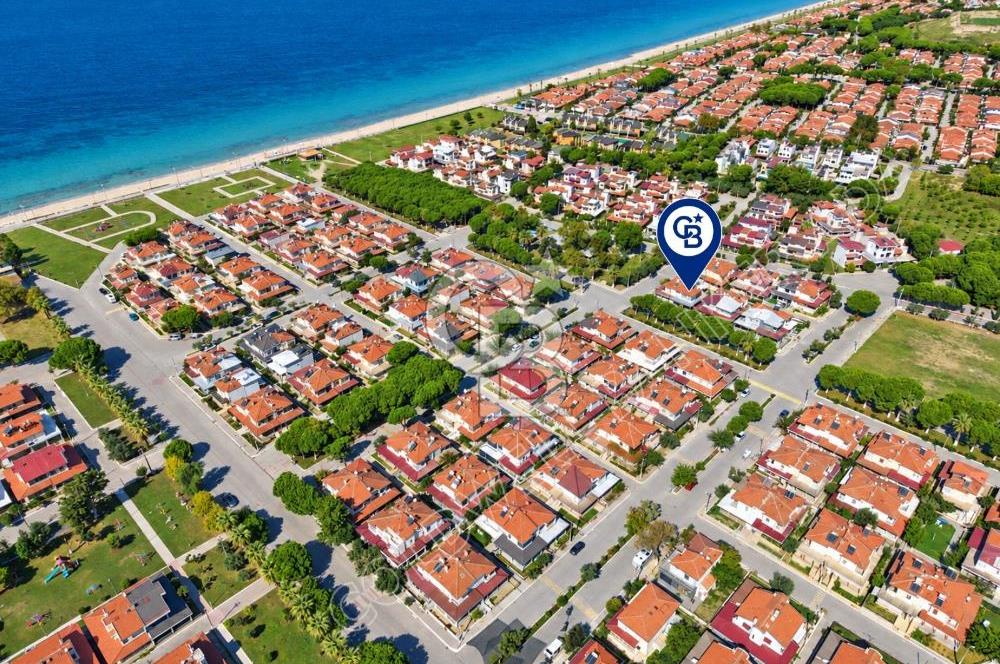 Kadıkalesi Deniz Tur Sitesi'nde Denize 50m, Yenilenmiş 2+1 Villa