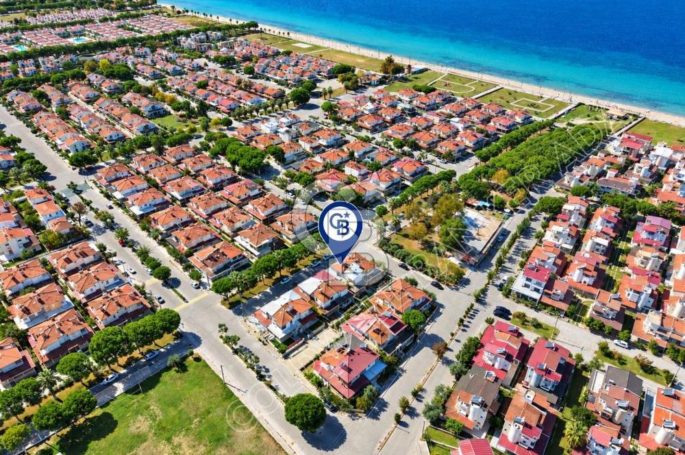 Kadıkalesi Deniz Tur Sitesi'nde Denize 50m, Yenilenmiş 2+1 Villa