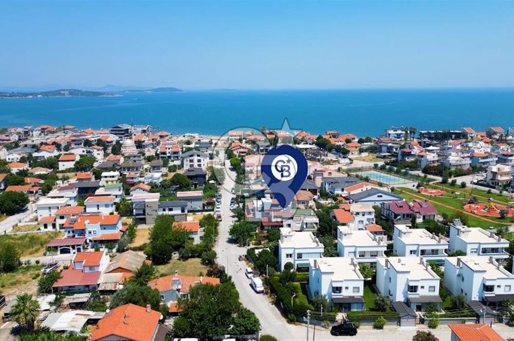 🌊 URLA ATATÜRK MAHALLESİ’NDE DENİZE YAKIN, BAHÇELİ TRİPLEKS MÜSTAKİL EV / VİLLA