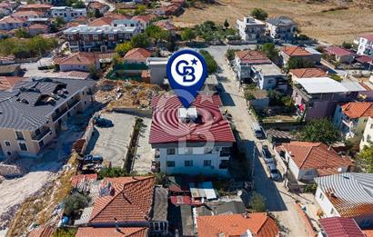 Foça Yenibağarası Mah. Satılık 1+1 Daire