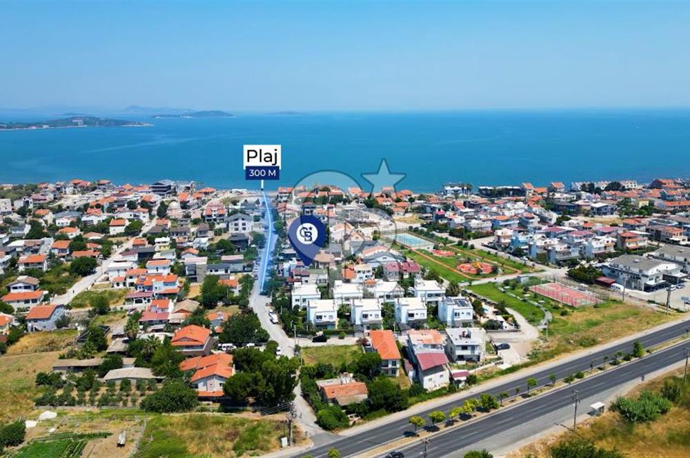 🌊 URLA ATATÜRK MAHALLESİ’NDE DENİZE YAKIN, BAHÇELİ TRİPLEKS MÜSTAKİL EV / VİLLA