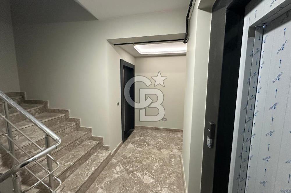KADİKÖY OSMANAĞA MAH. SIFIR 3+1 KİRALIK İŞ YERİ / OFİS