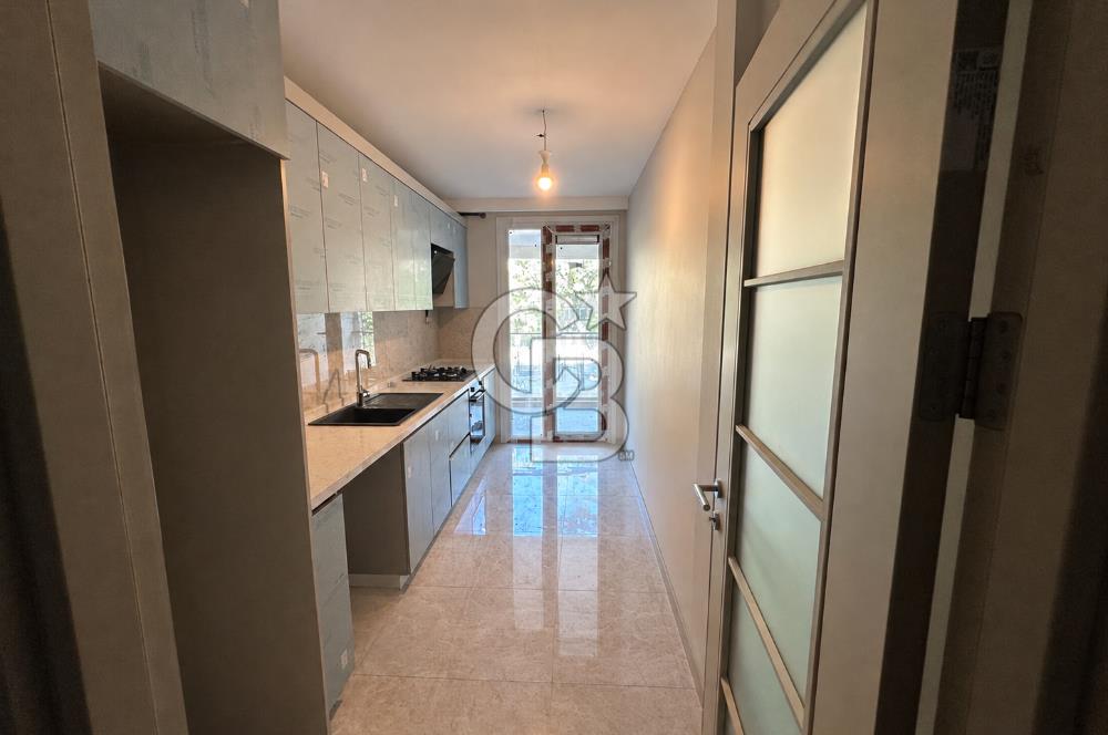 KADİKÖY OSMANAĞA MAH. SIFIR 3+1 KİRALIK İŞ YERİ / OFİS