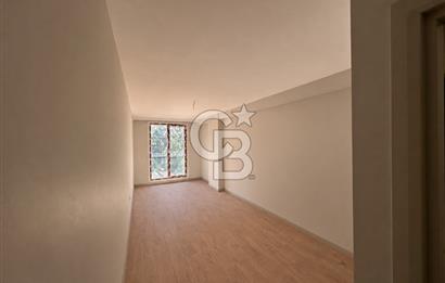 KADİKÖY OSMANAĞA MAH. SIFIR 3+1 KİRALIK İŞ YERİ / OFİS